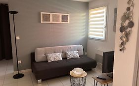 Classé 3 Etoiles Charmant Appartement Cosy sur Sète proche de toutes commodités, Parking Privé